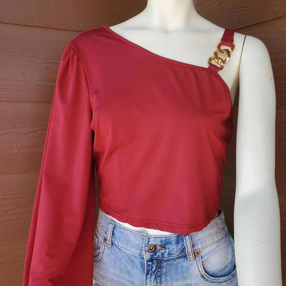 SHEIN Curve Red and Gold Crop Top Blouse Size 0XL Chain Detail NWOT - Picture 4 of 15